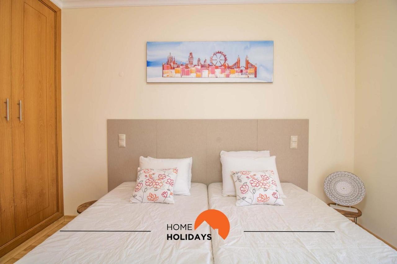 #102 V5 Clube By Holidays Holiday home *