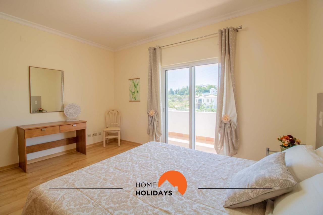 #102 V5 Clube By Holidays Holiday home