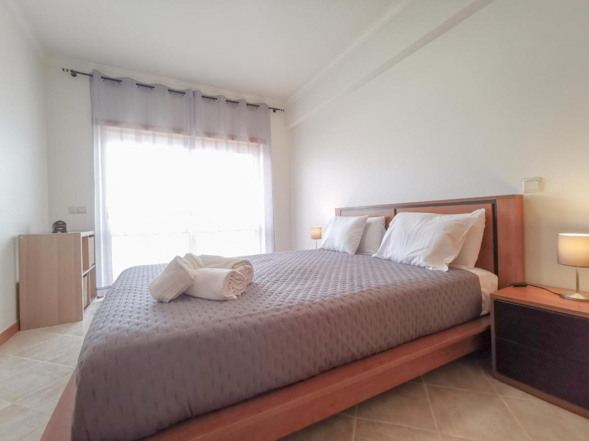 #100 Palmeira Flat With Shared Pool By Holidays *