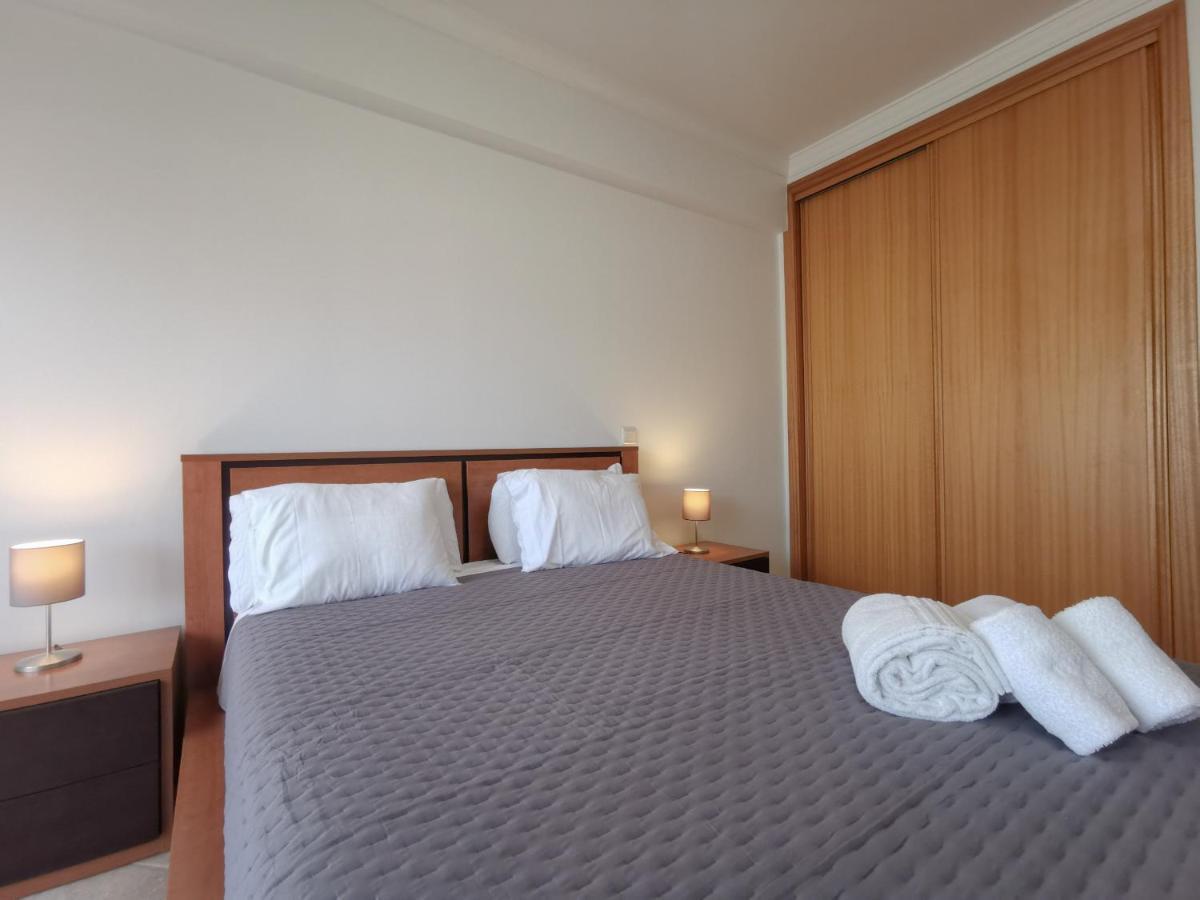 #100 Palmeira Flat With Shared Pool By Holidays Apartment Albufeira