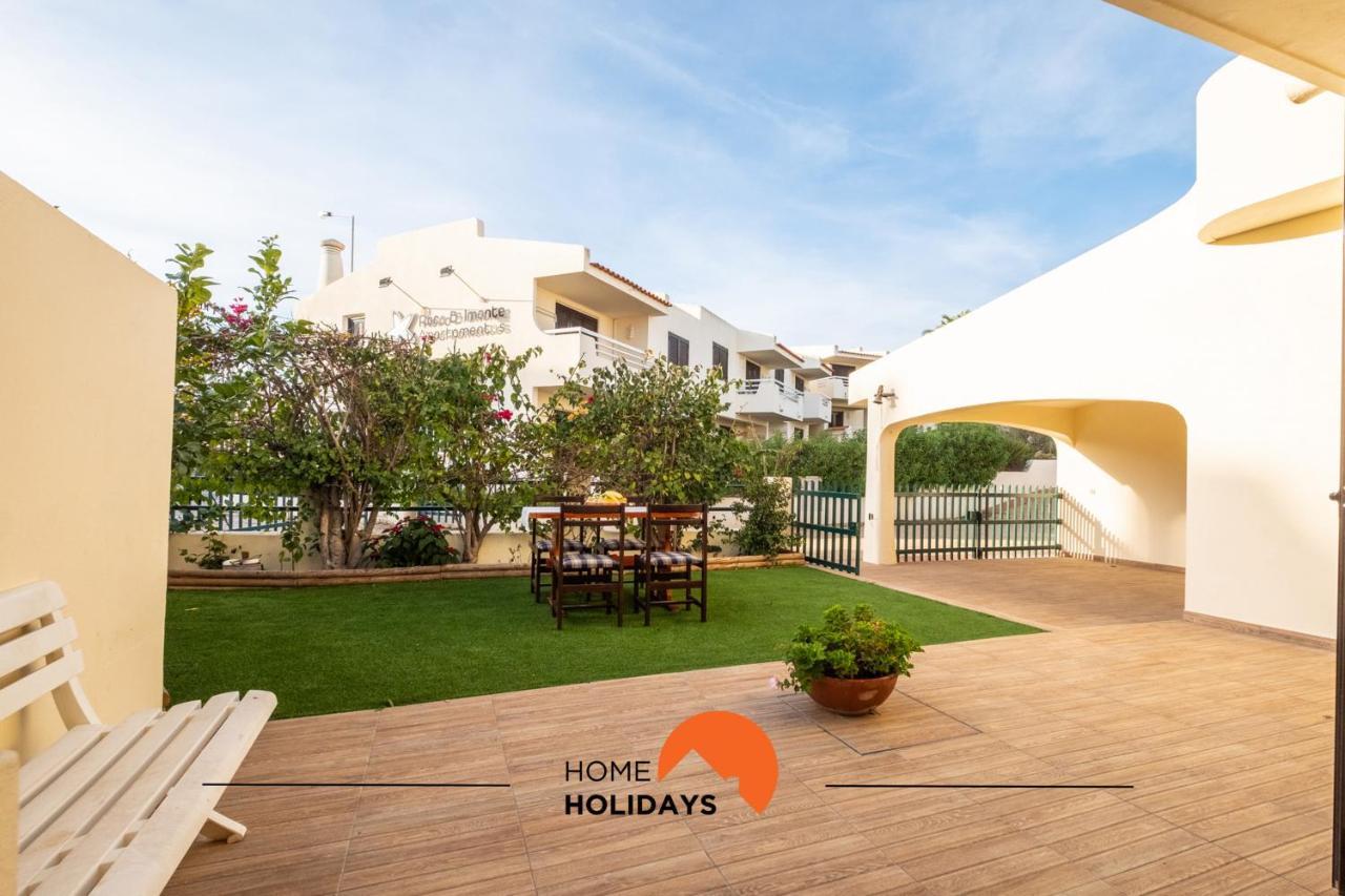 Holiday home #015 Buganvilia By Holidays *
