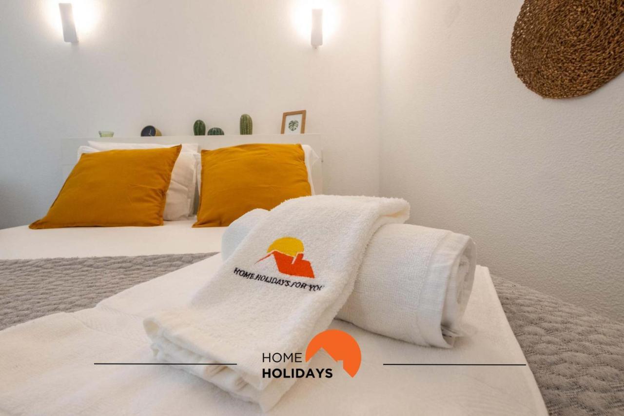 #027 T0 Belavista By Holidays *