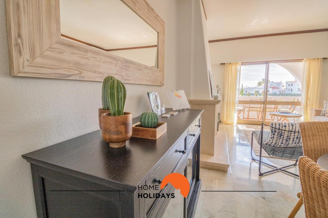 #007 Foxy W By Holidays Apartment