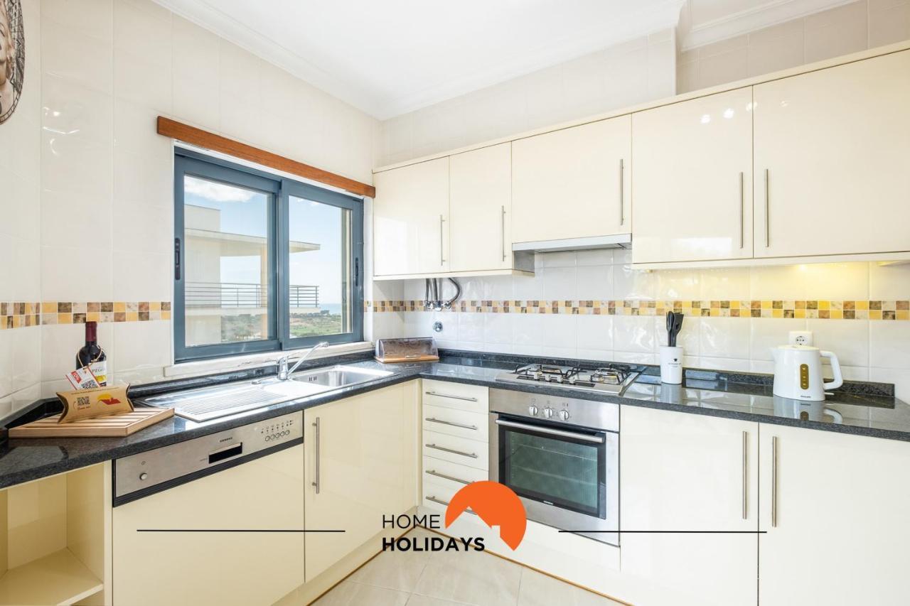 Apartment #080 Marina View Flat With Pool By Holidays