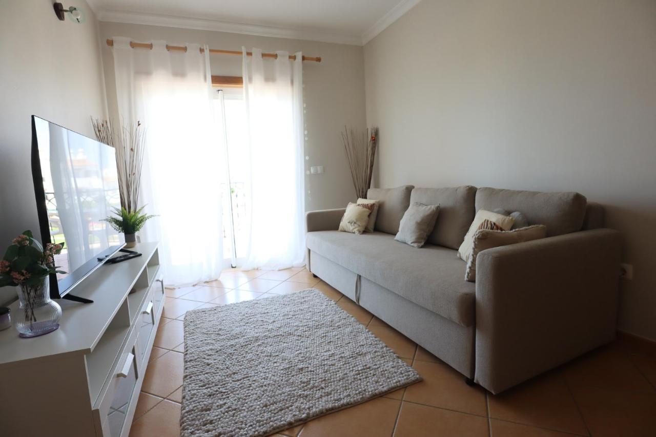 Algarve - Piscina - By Bedzy Apartment