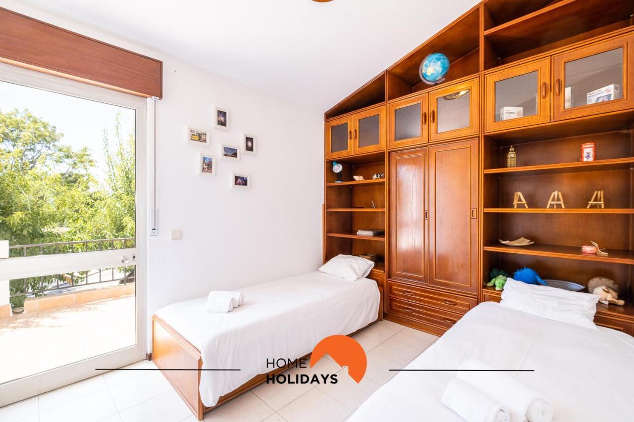 #047 Almond Tree By Holidays * Albufeira