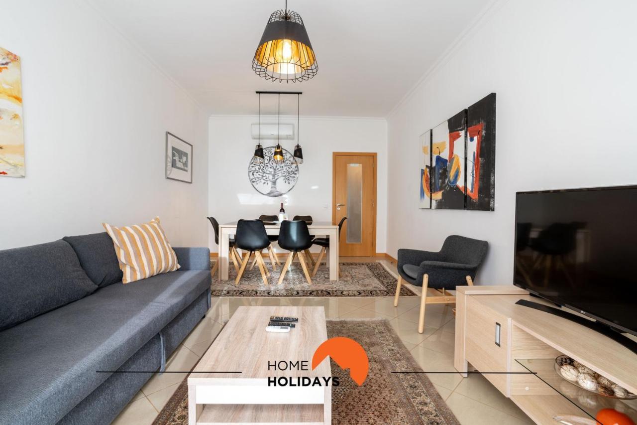 #004 Orada By Holidays