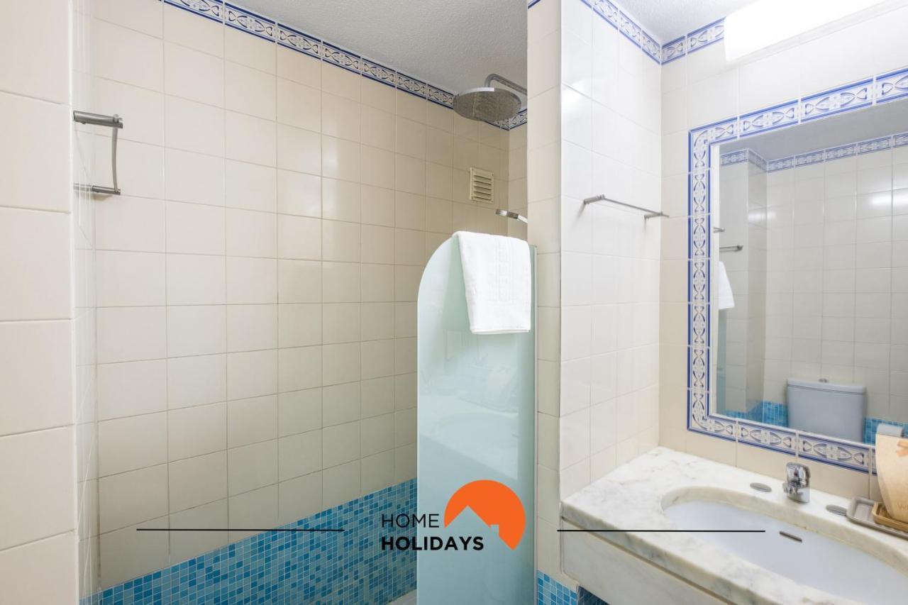 #070 T0 Edificio By Holidays *