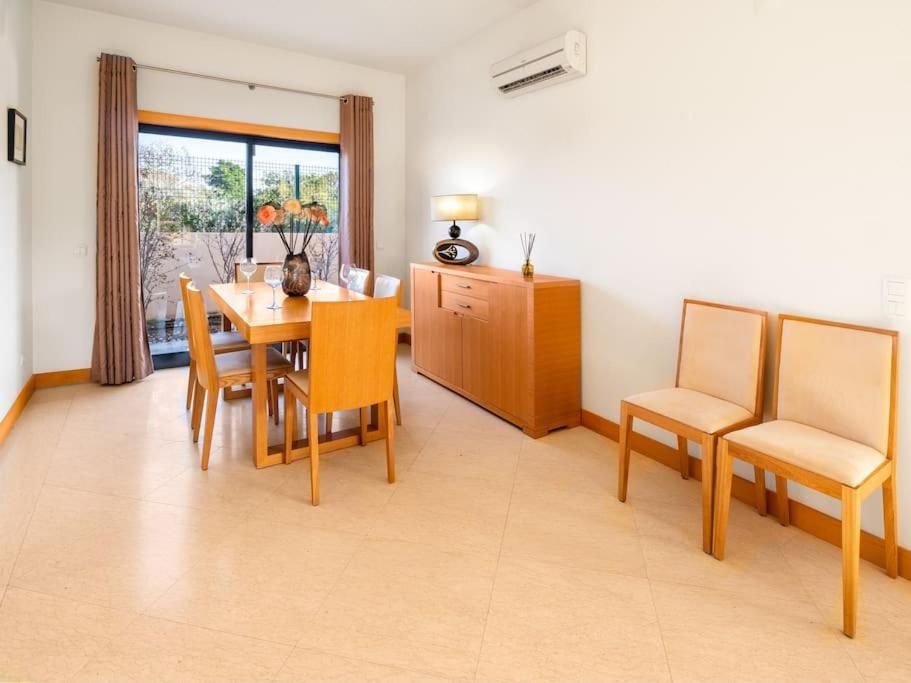 Lidia Oura With Private Swimmingpool Villa *