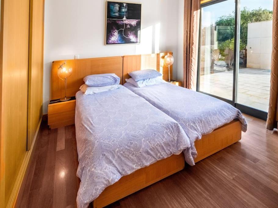 Lidia Oura With Private Swimmingpool Villa *