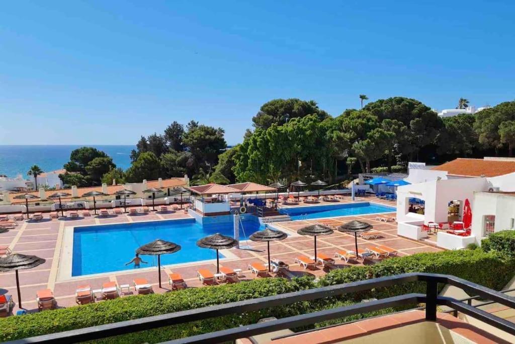 Apartment Great Sea View Apartment, Near The Beach, With Ac And Pools