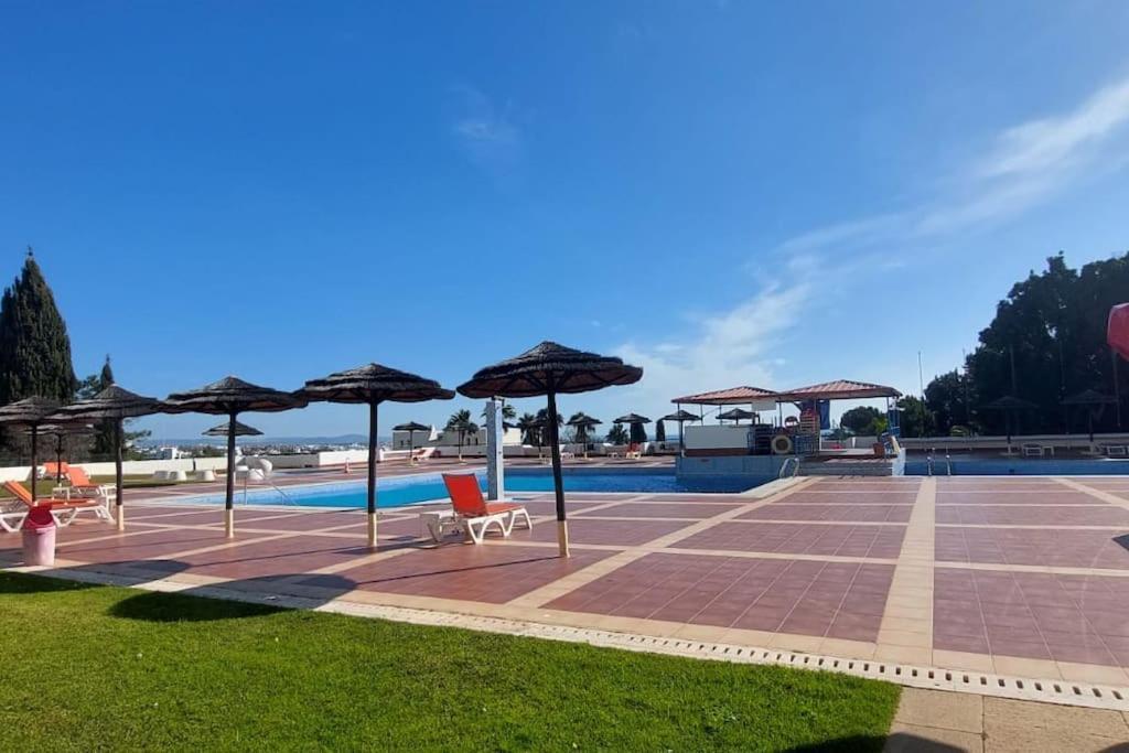 Great Sea View Apartment, Near The Beach, With Ac And Pools Apartment *