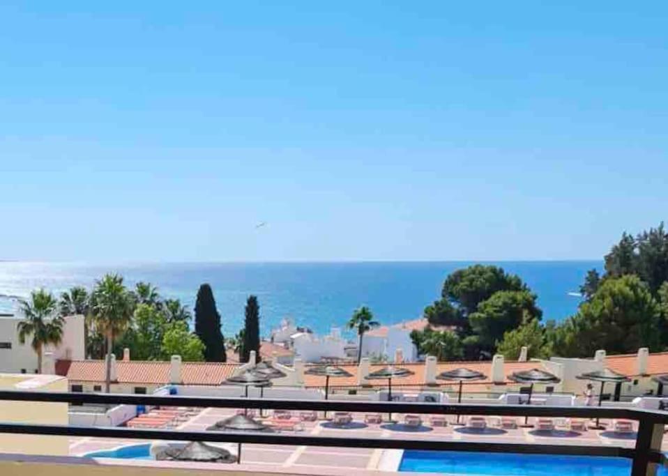 Apartment Great Sea View Apartment, Near The Beach, With Ac And Pools *