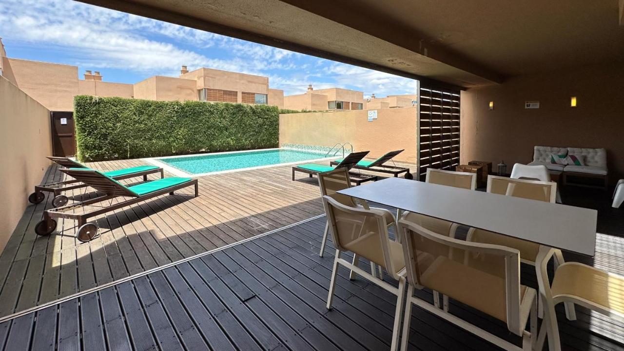 Herdade Dos Salgados, V2 Villa