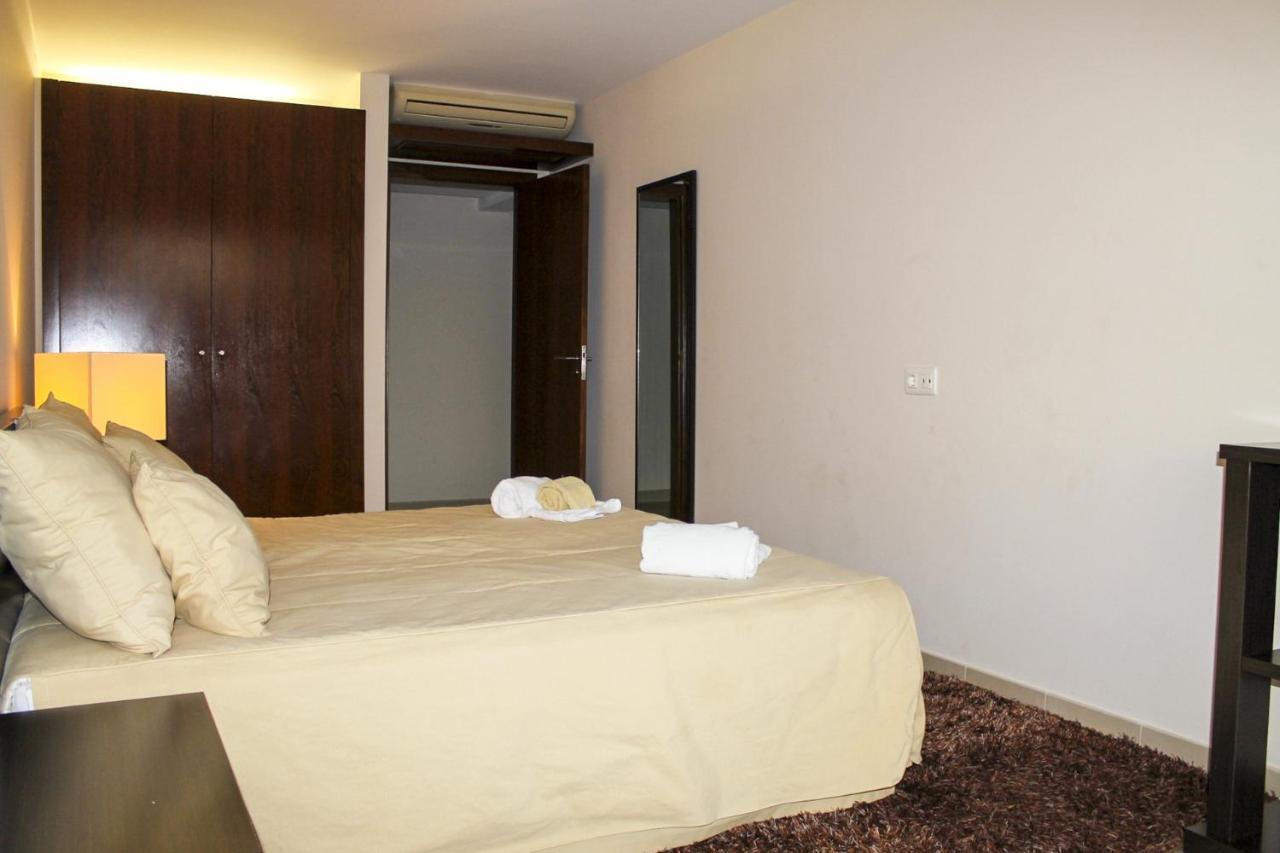 Herdade Dos Salgados,t3 8d-0b, Lagoas Apartamento *