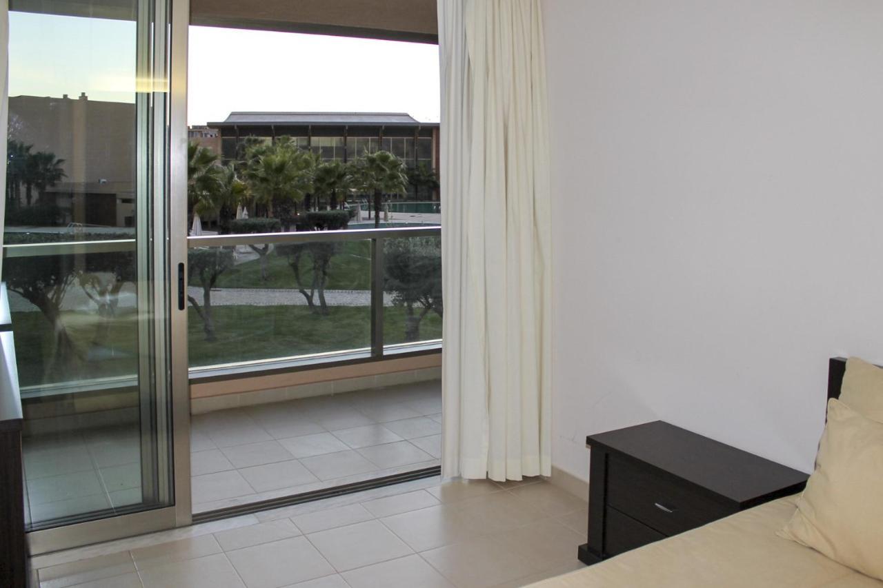 Herdade Dos Salgados,t3 8d-0b, Lagoas Apartamento *