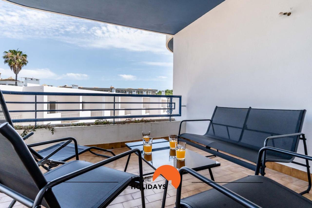 #169 T3 Medronheira By Holidays Apartamento