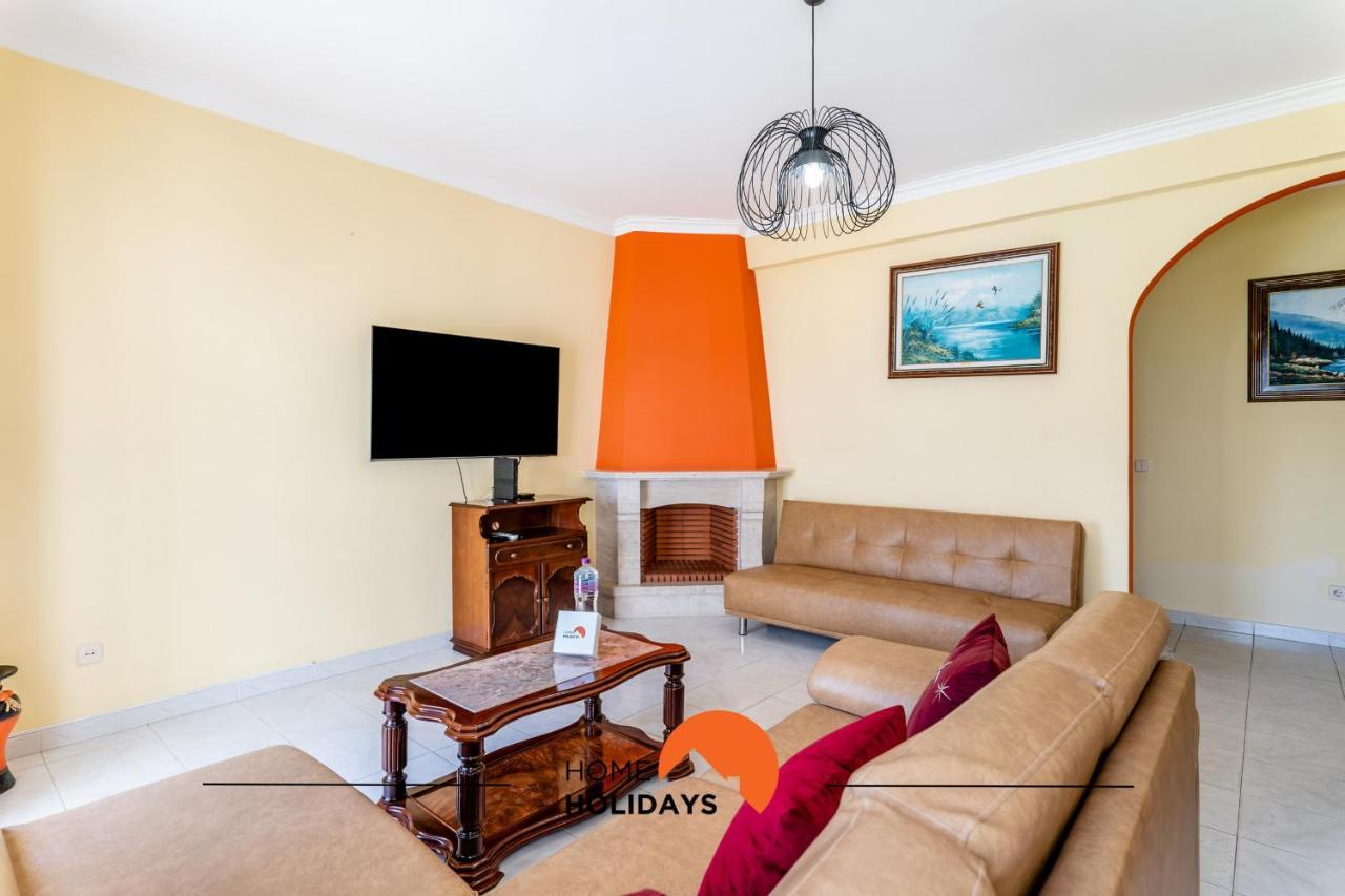 #180 T2 Ondas Do Mar By Holidays
