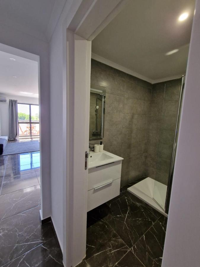 Brand New In Rua Da Oura Appartement *