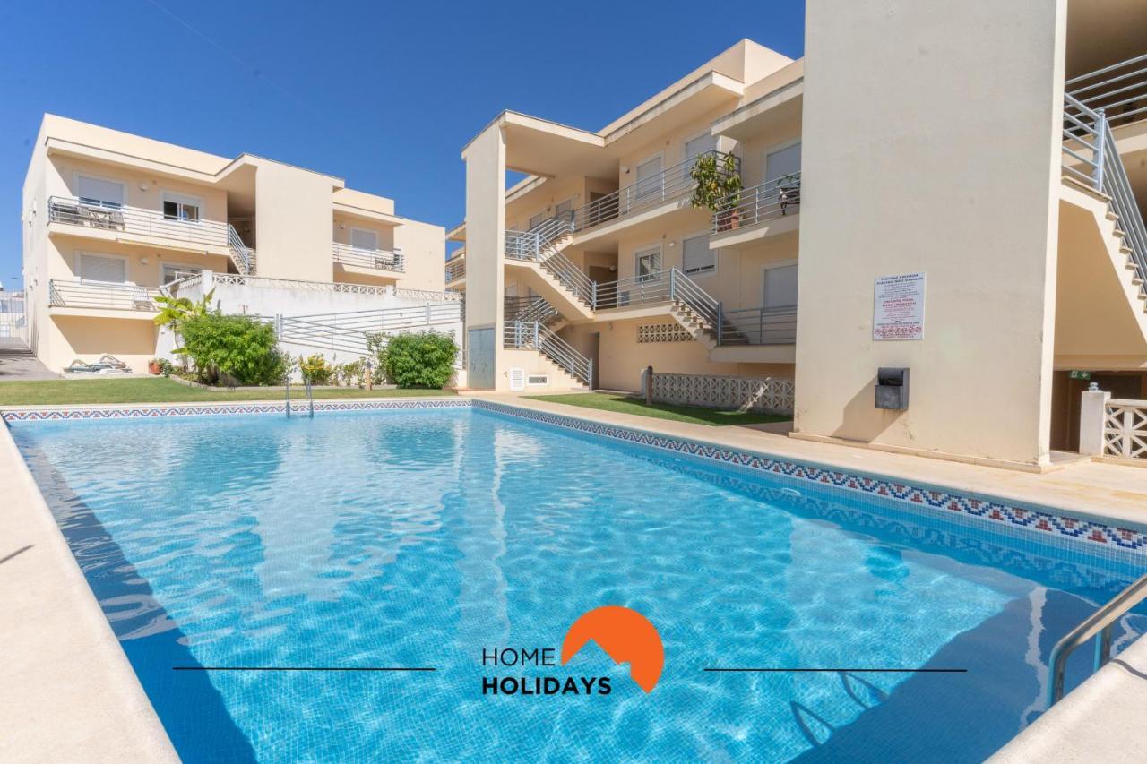 #100 Palmeira Flat With Shared Pool By Holidays *