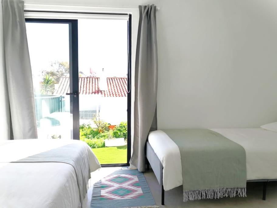 Airy 3br, Ac, Garden, 2min Strip, 8min Oura *