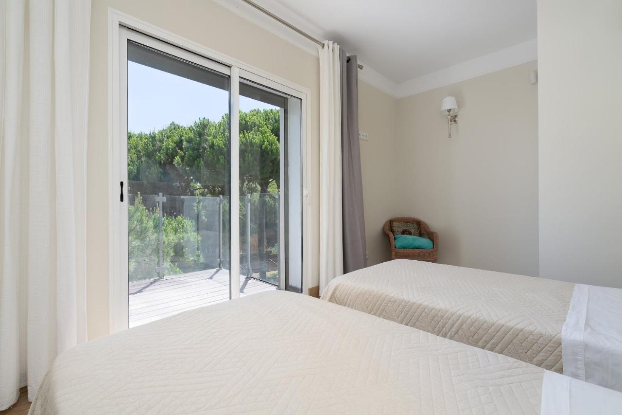 Belharucas, 400 Meters From