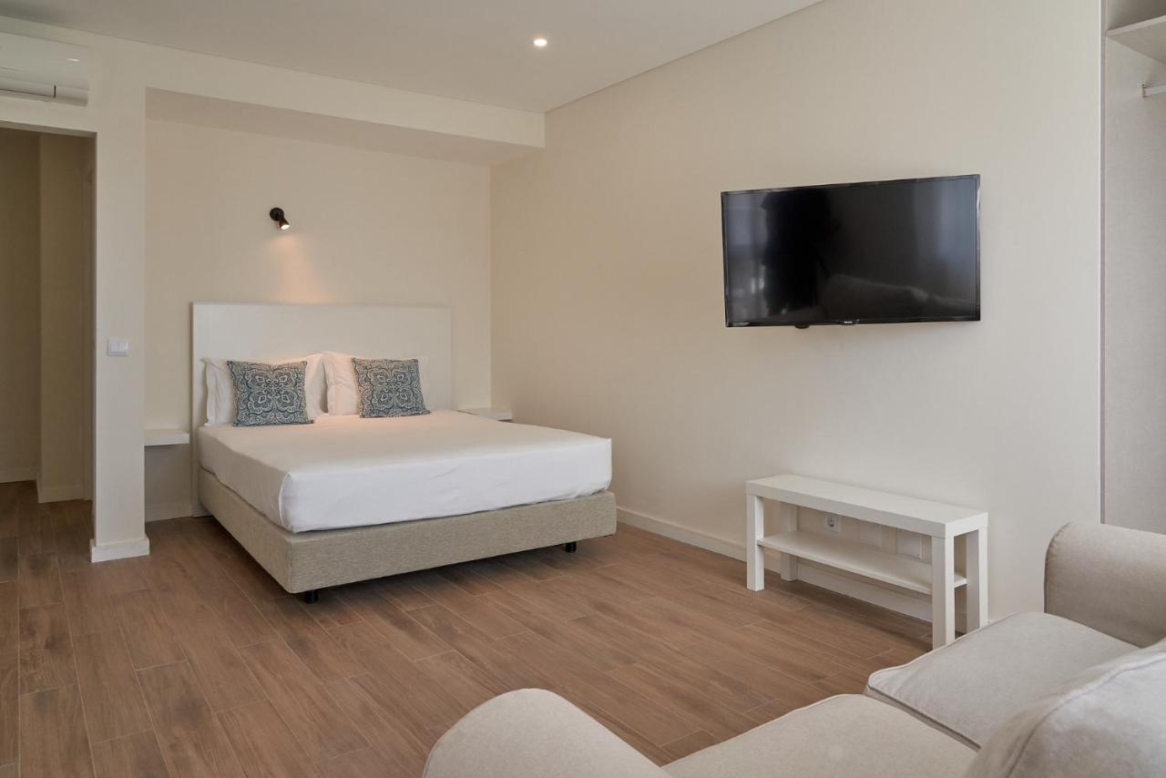 Legacy & Al Apartamento