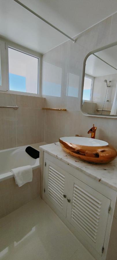 Penthouse Beachfront *