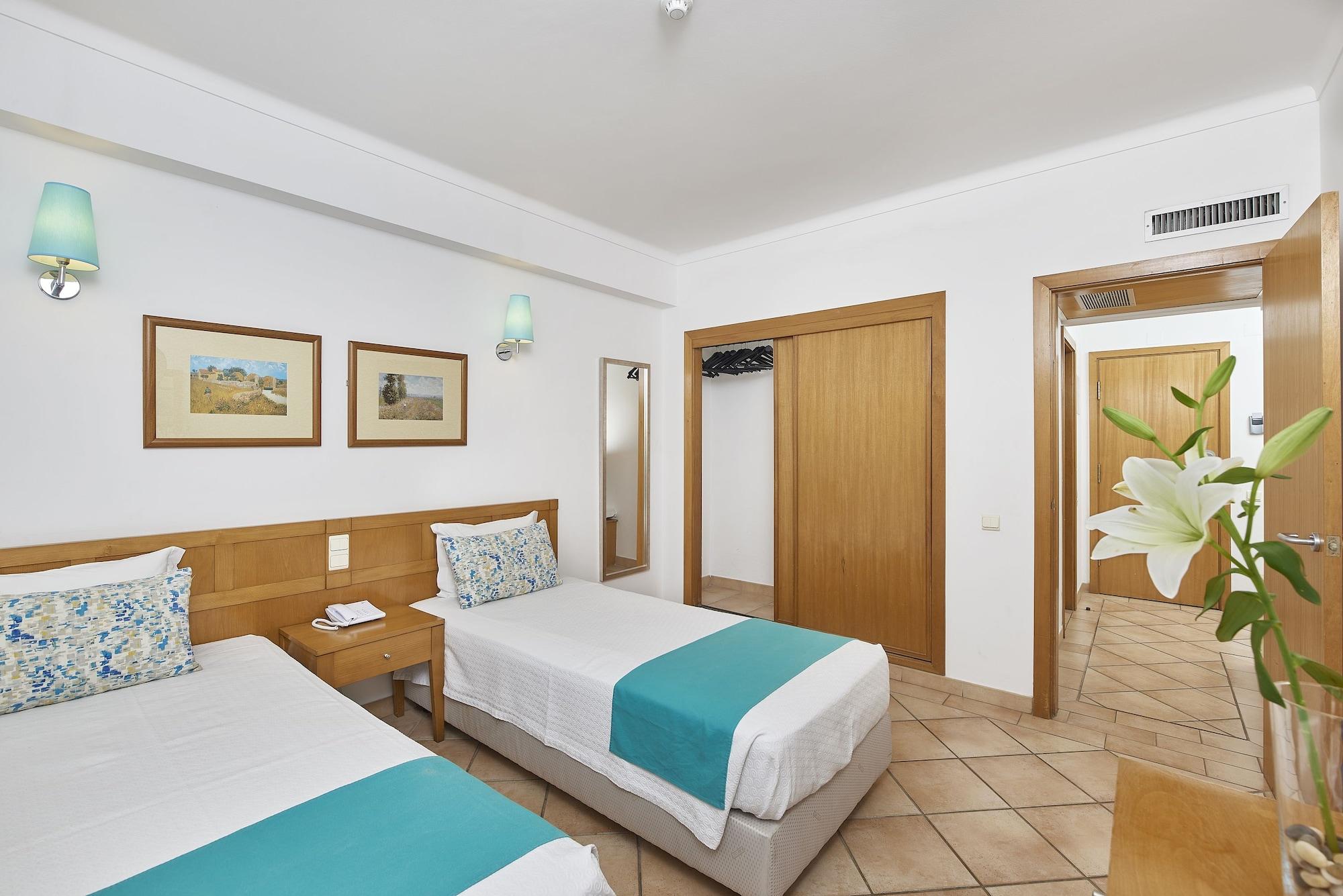 Oceanus Aparthotel Albufeira