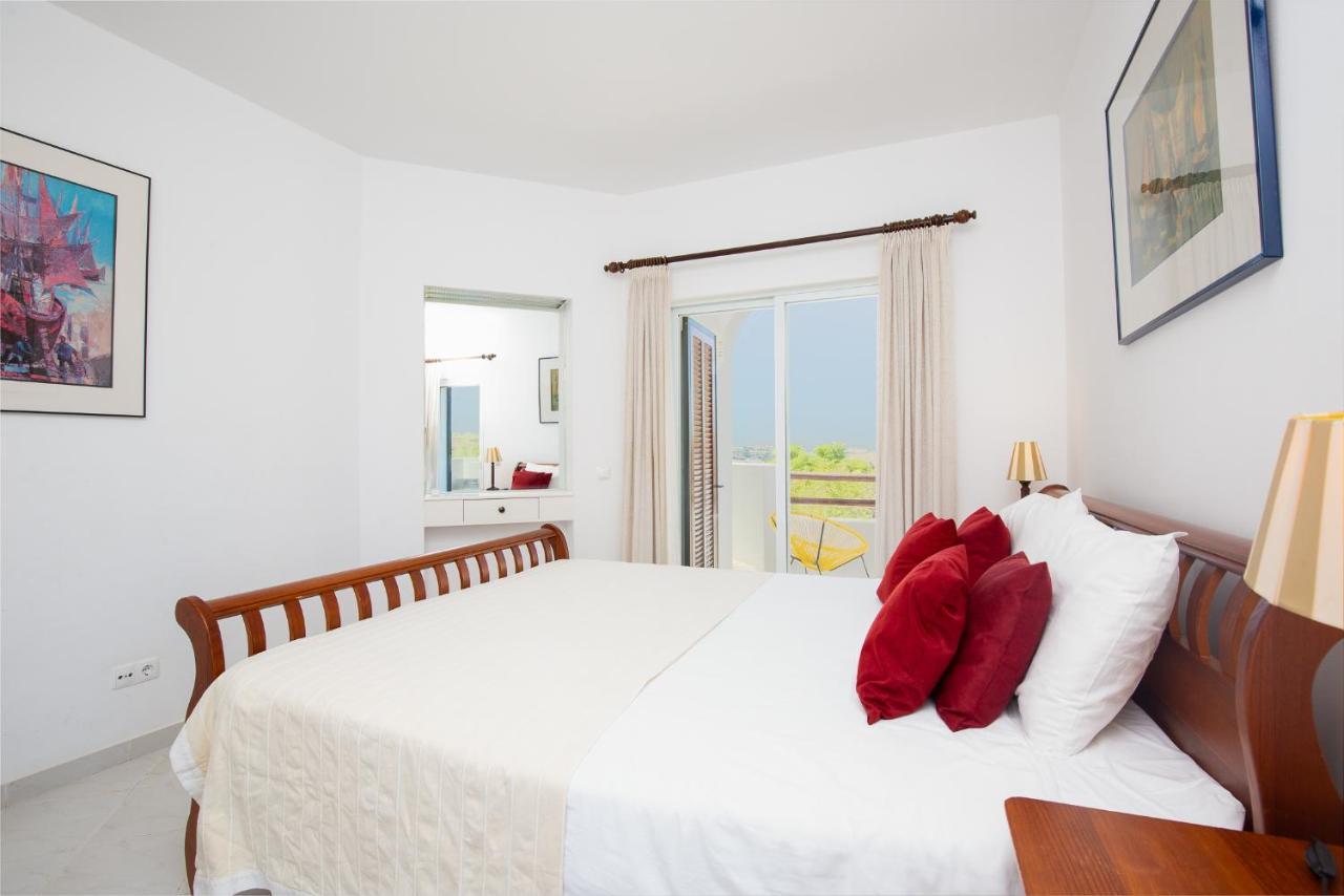 Amazing 2-bedroom With Big Terrace! *