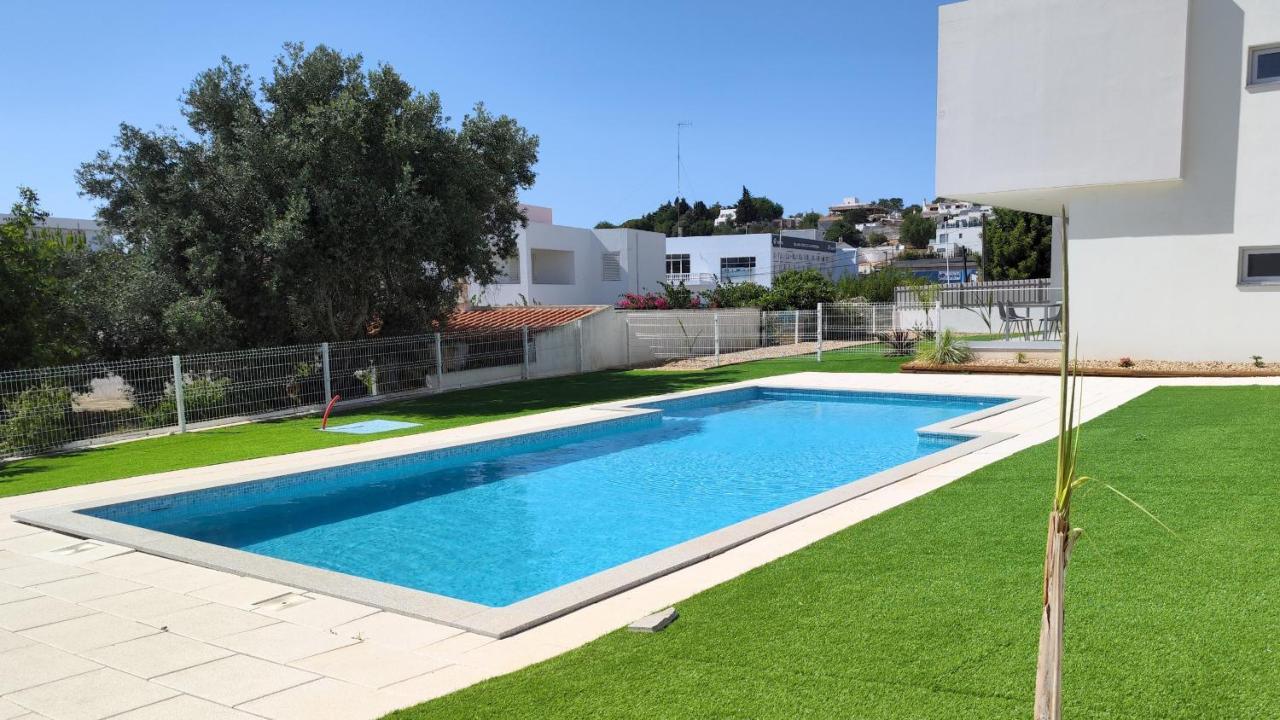 Apartment Retiro Com Brisa Maritima, T2, Vale Parra, Albufei *