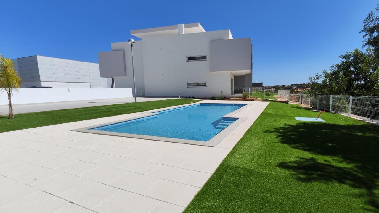 Apartment Retiro Com Brisa Maritima, T2, Vale Parra, Albufei *
