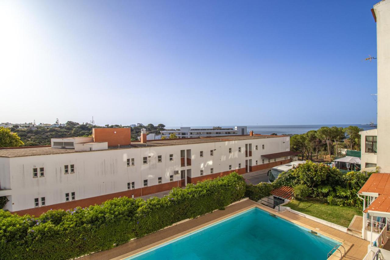 Apartment Renovated Oasis Ocean View 1bd Wi-fi 3 Min *