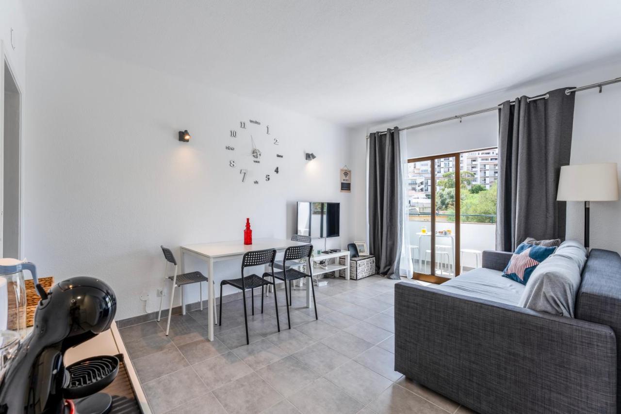 Modern 2 Bdr Flat W/balcony And Pool By Lovelystay * Albufeira