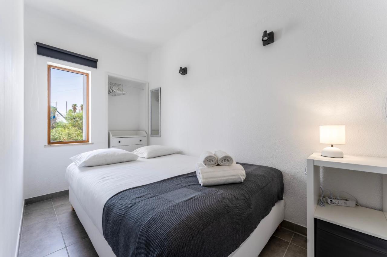 Modern 2 Bdr Flat W/balcony And Pool By Lovelystay Albufeira