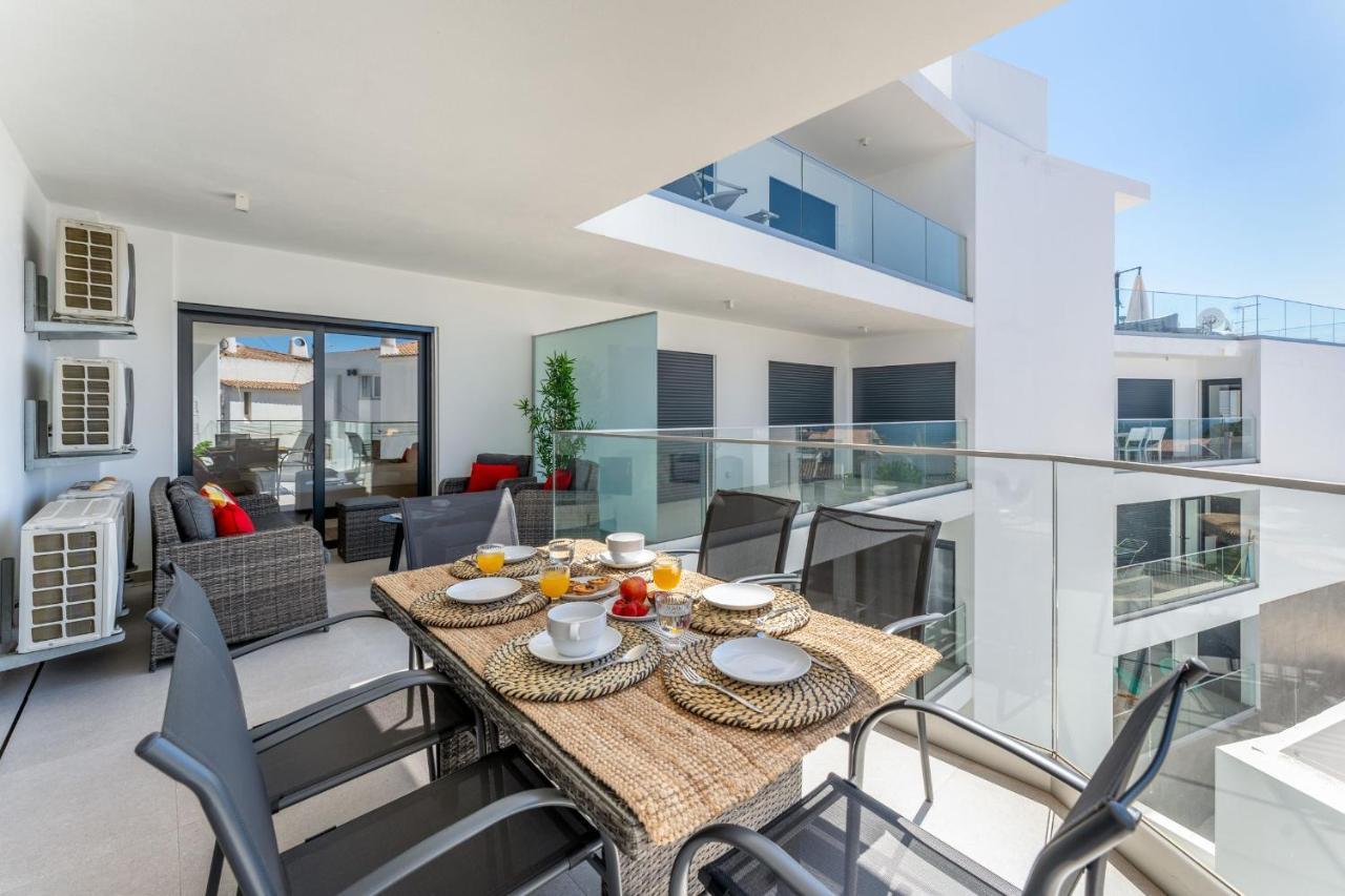 Stunning 3 Bdr Flat W/ Rooftop Pool By Lovelystay Apartment