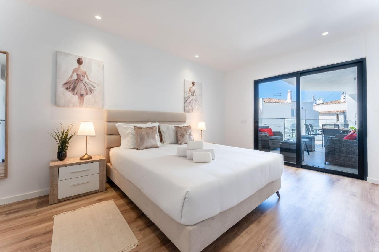 Stunning 3 Bdr Flat W/ Rooftop Pool By Lovelystay Apartment Albufeira