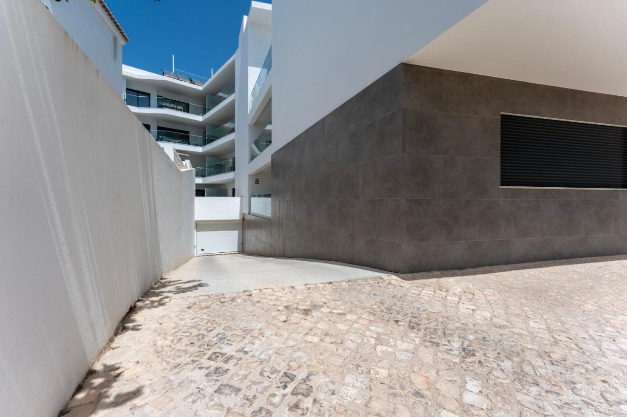 Stunning 3 Bdr Flat W/ Rooftop Pool By Lovelystay * Albufeira