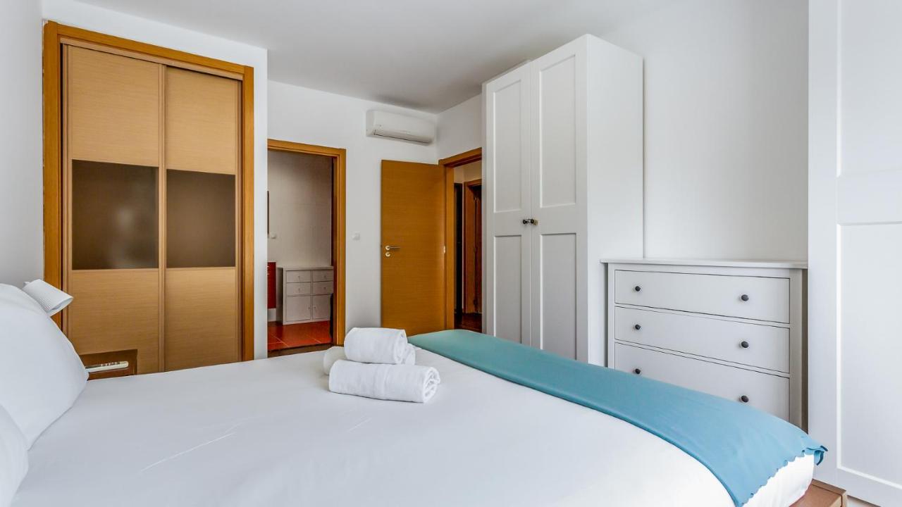 Luminous 2 Bdr W/pool By Lovelystay * Albufeira