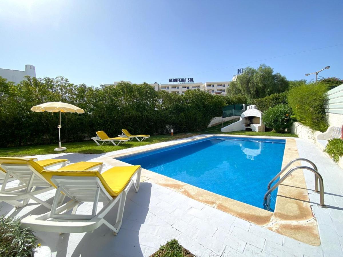 Vintage Design With Pool By Homing