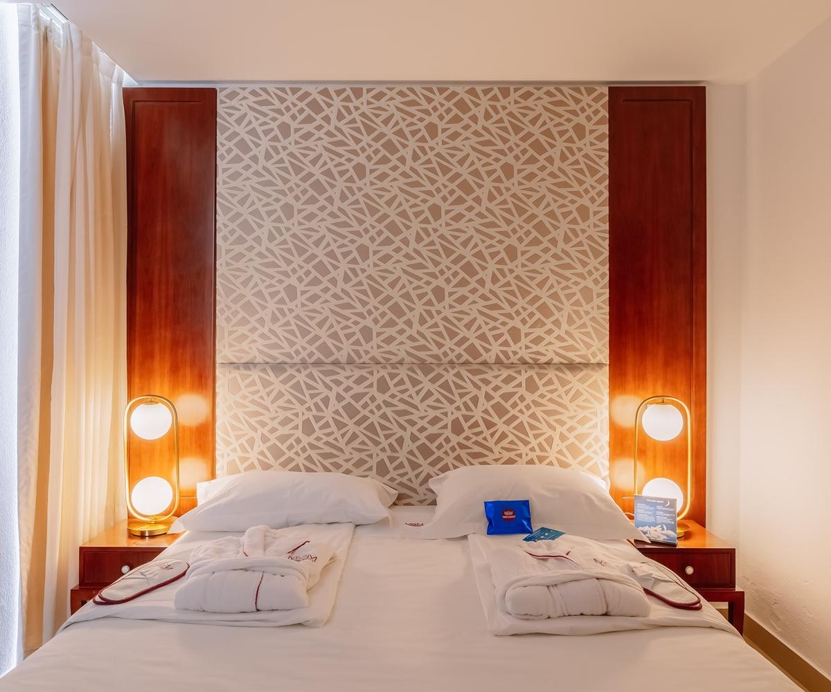 Monicca Collection Suites&resi