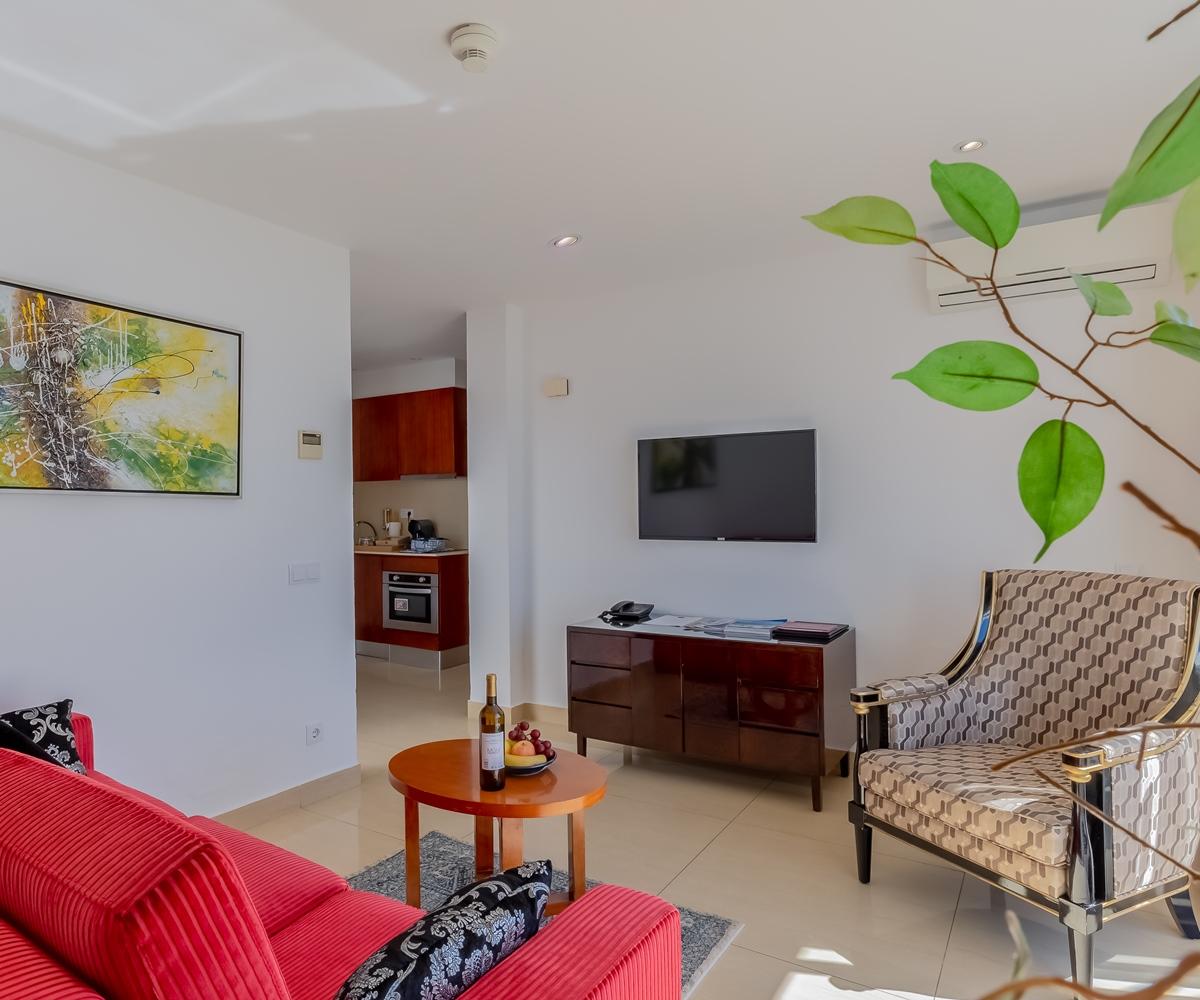 Monicca Collection Suites&resi Hotel 4*