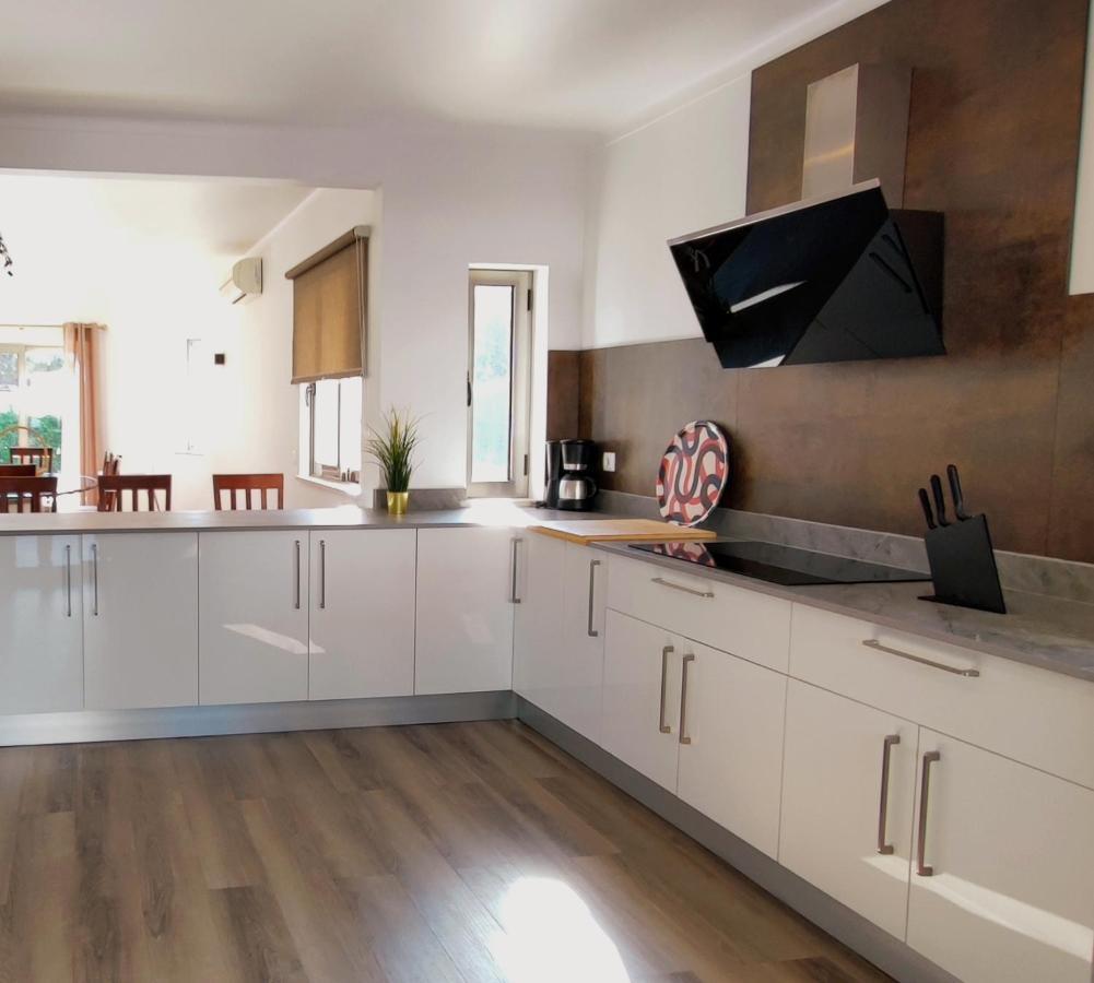 6 Bedroom Private Tenazinha I, With Private Pool Villa Albufeira