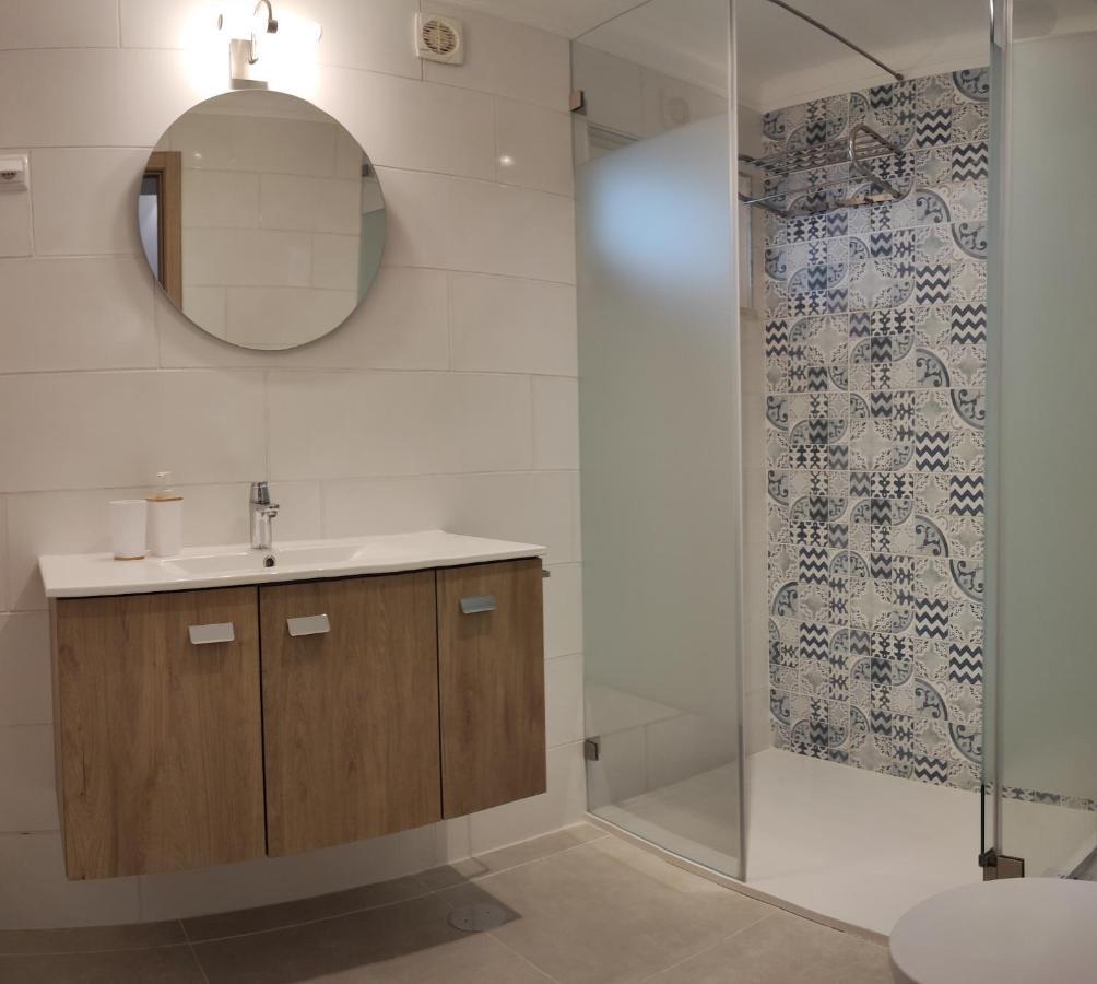Villa 6 Bedroom Private Tenazinha I, With Private Pool Albufeira