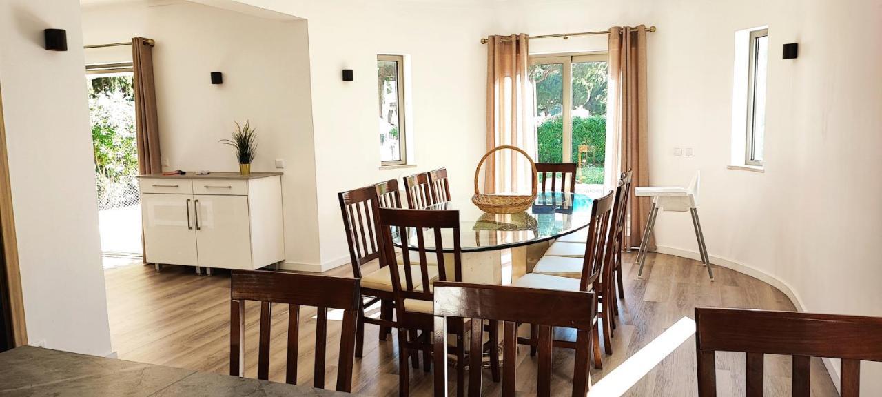 Villa 6 Bedroom Private Tenazinha I, With Private Pool Albufeira