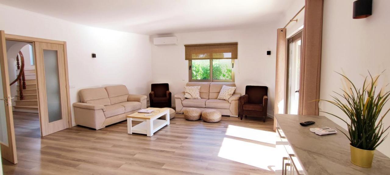 6 Bedroom Private Tenazinha I, With Private Pool *