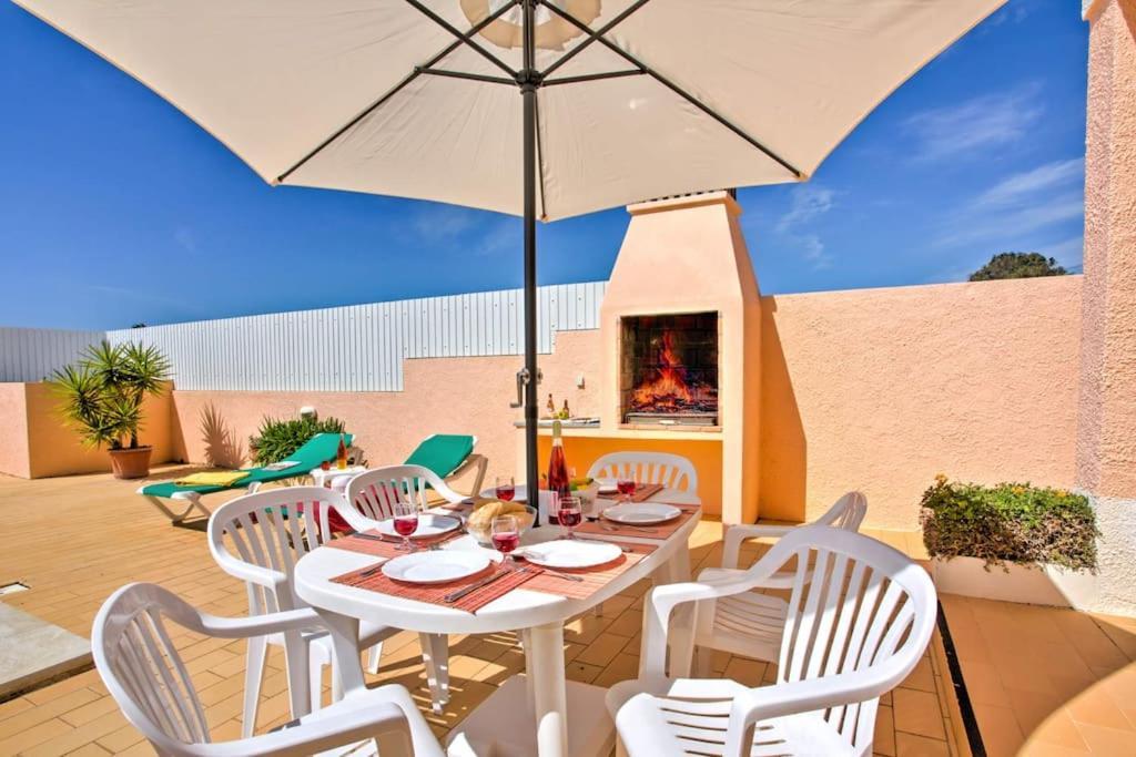 Villa Guita Family House