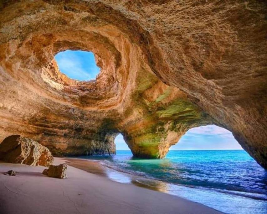 White - Ocean View Apartment Albufeira
