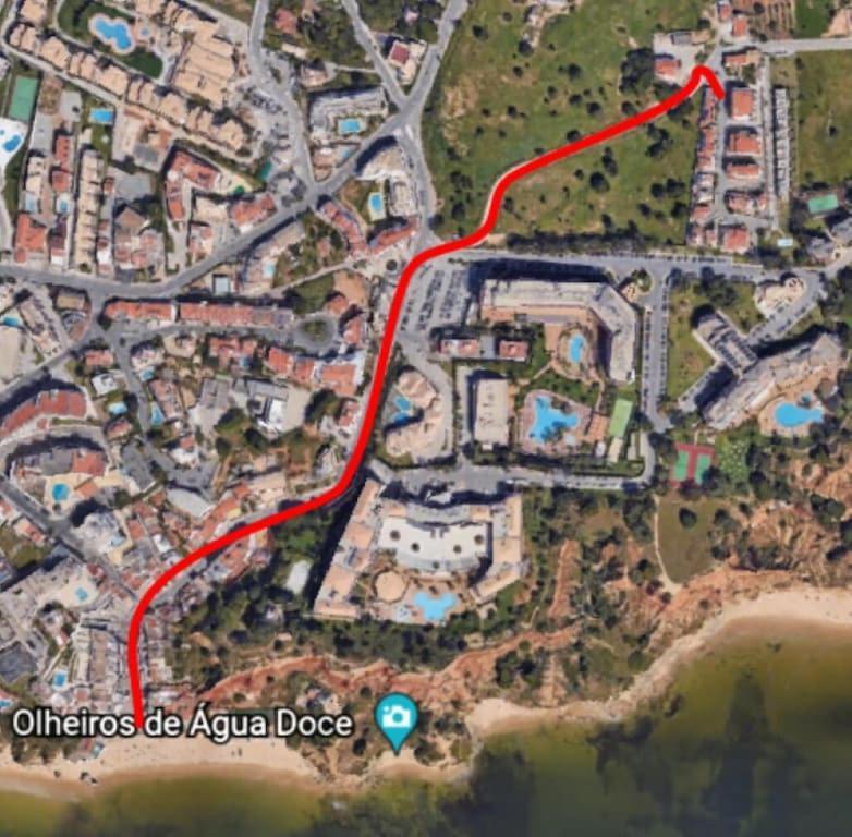 Espacoso T2, Em Olhos Agua Apartment *