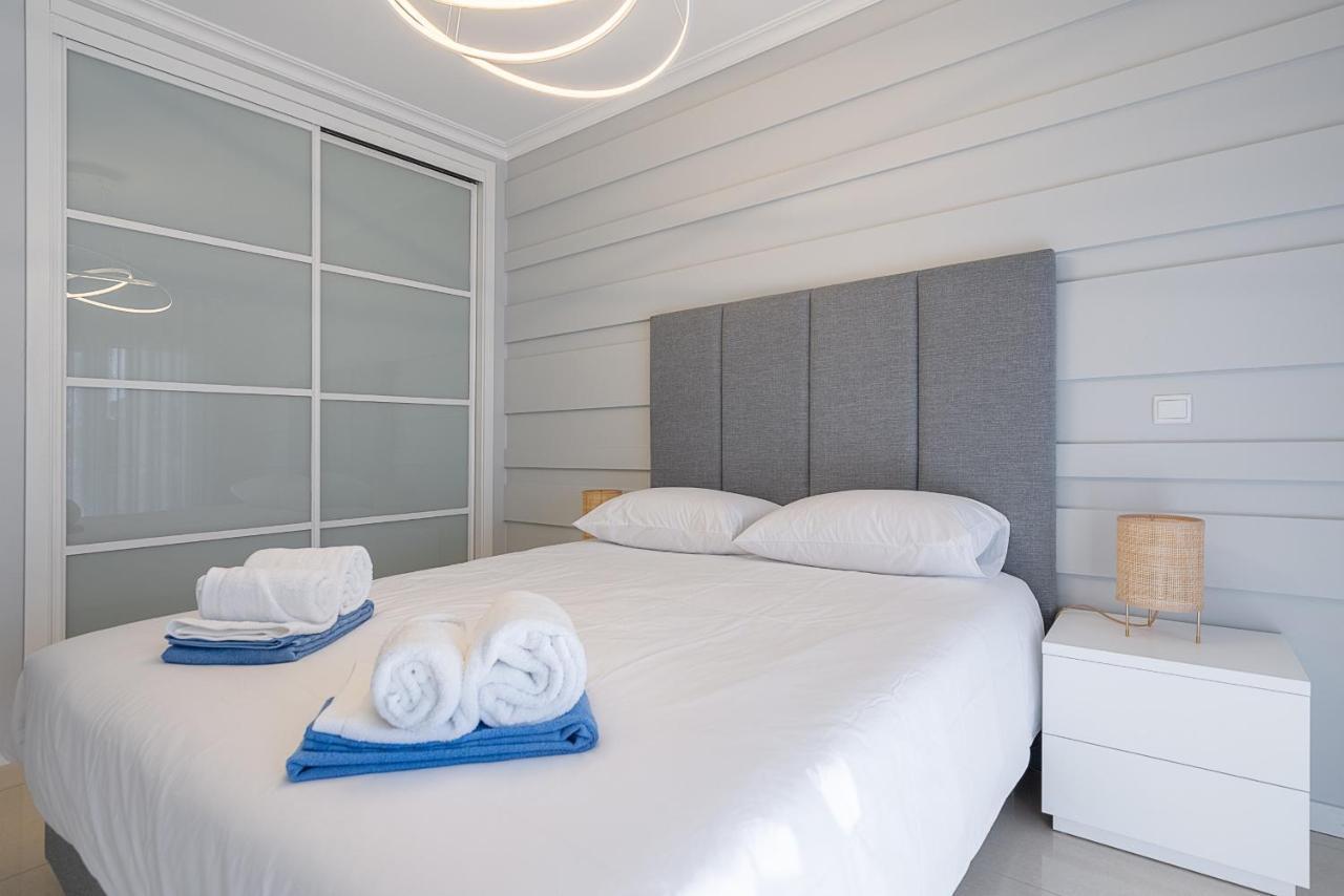 Albufeira Sunny Apartment 1 With Pool By Homing Albufeira